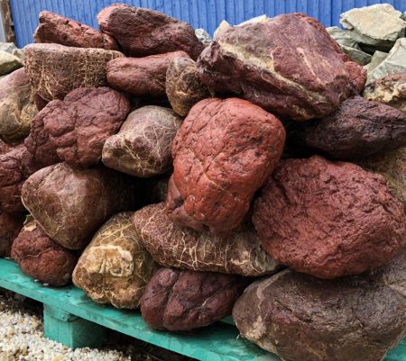 Валун красный "лиственит" 100-300 купить в магазине стройматериалов Евсей Павловский Посад с доставкой по Московской области, в города Павловский Посад, Электросталь, Дрезна, Ликино-Дулево, Орехово-Зуево, Валун красный "лиственит" 100-300 каталог стройматериалов евсейстрой, заказ Валун красный "лиственит" 100-300 на сайте с доставкой 
